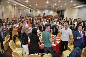 加拿大长乐乡亲庆中秋【歌唱祖国】响彻云霄