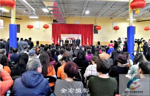 加中智库和郭玉明联合举办新中国成立70周年图片展