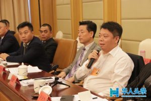 海外华人看两会.加拿大侨领翁国宁:拥护中国人大决定.支持香港繁荣稳定