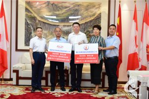 翁国宁多方奔走联络.福建各界踊跃支援加拿大抗疫