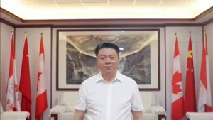 翁国宁就“严正声明”接受记者访谈