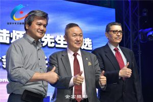 陆炳雄宣布参选多伦多市长