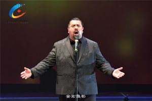 多伦多华星舞台.加拿大男高音中文演唱【我爱你.中国】
