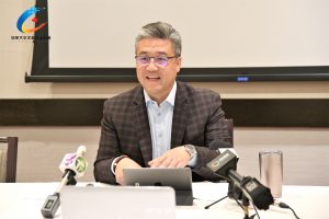 董晗鹏国会议员今举办华文媒体圆桌会议