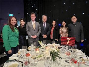 加拿大孟伟越戏剧艺术传习所将领衔点燃渥太华多元文化之夜