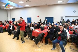 联邦华裔部长伍凤仪举办社区春节联欢
