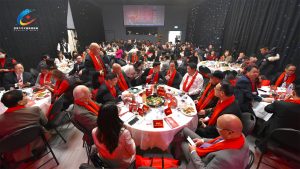 加拿大福建总商会新春晚会暨第八届会长就职典礼隆重举行