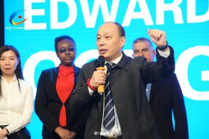 龚晓华今宣布竞选多伦多市长