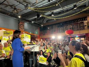 市选造势会气氛热烈.贝安娜誓言打造机遇城市