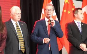 陈国治贺中国多倫多总领事馆建馆四十周年