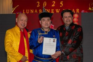 400乡亲齐聚加拿大内蒙古同乡会2025迎春晚会