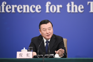 中国两会住建部长发声.层高不低于3米智能声控窗帘、温湿度