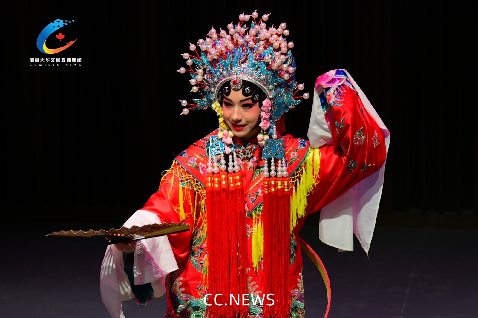 易滨洪演唱现场