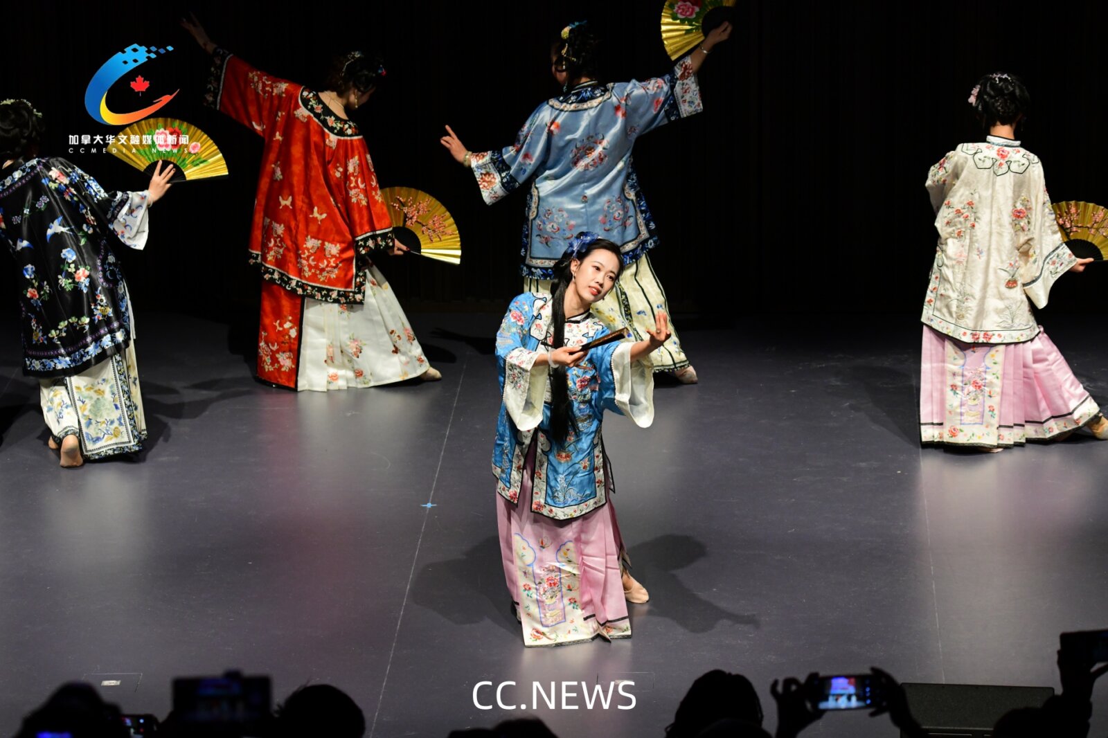 《戏文说 / 千里江山》表演瞬间