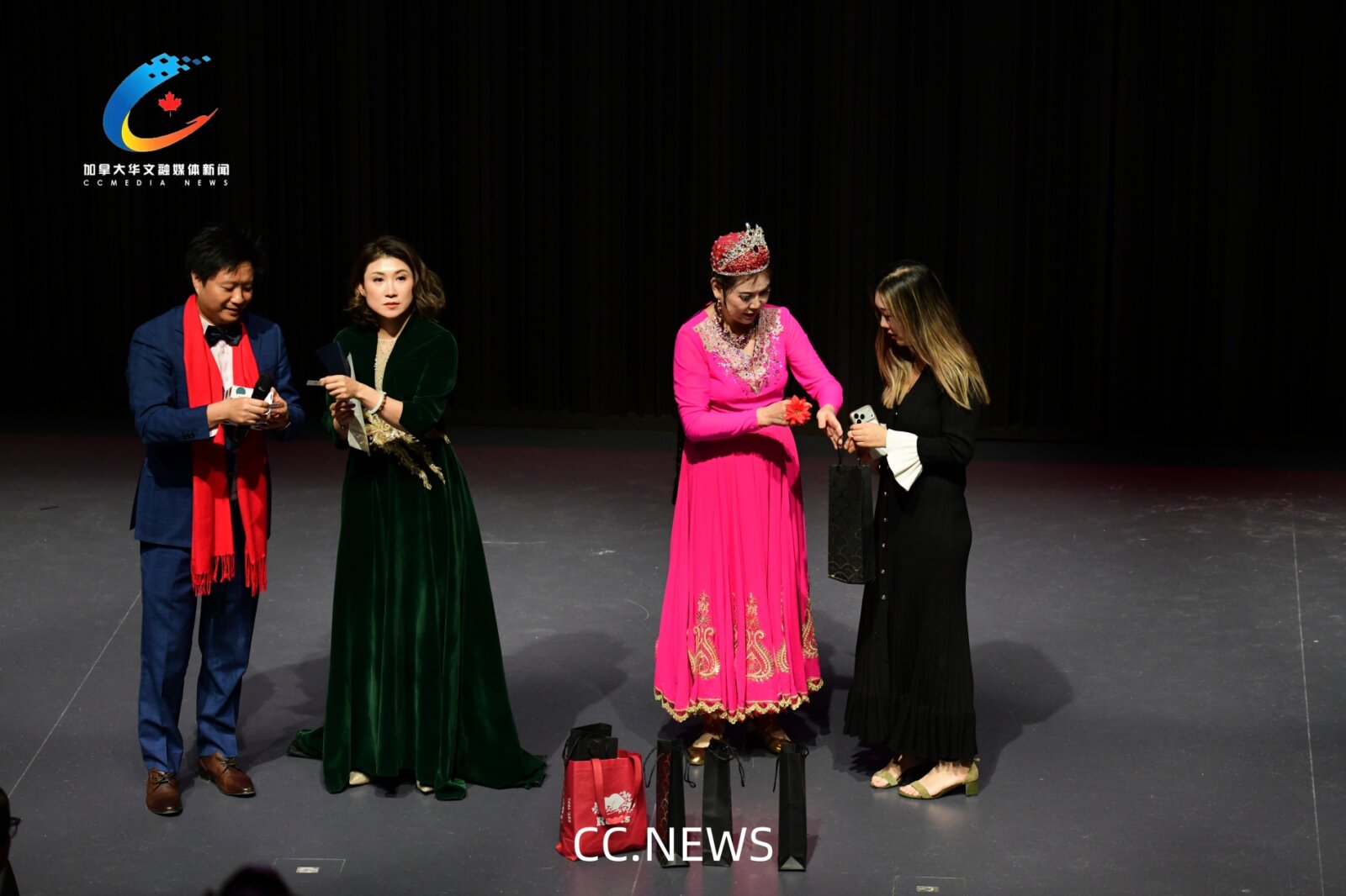 颁奖与抽奖现场