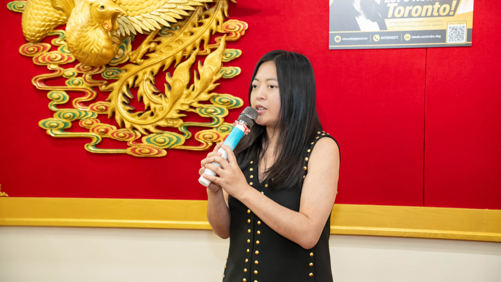 候选人丁雪发表核心竞选演讲