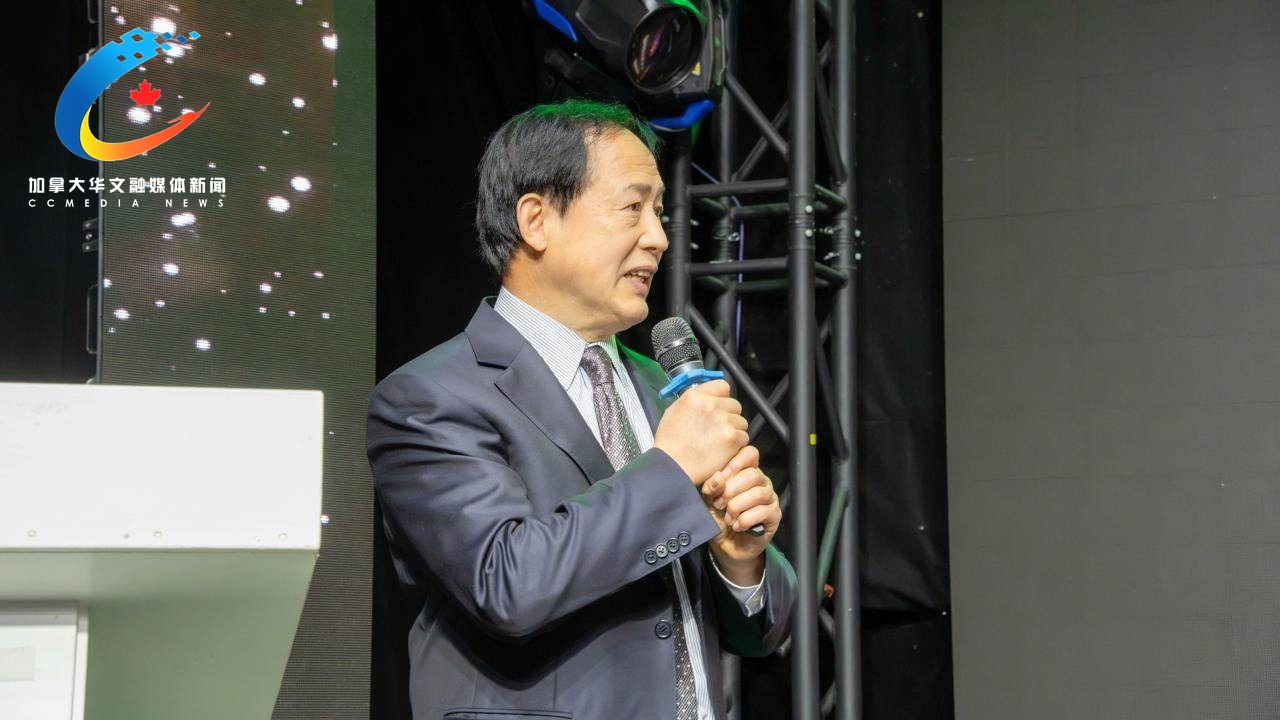 爱保保险总裁 Benjamin Xia 先生致辞