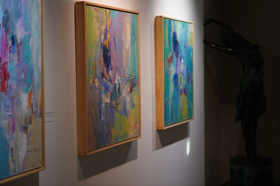 《神漾自在》吕建国个人画展多伦多现场(4)