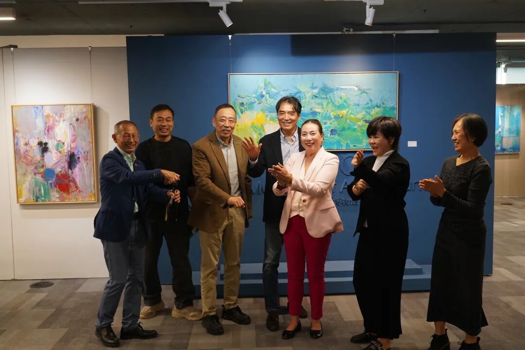 《神漾自在》吕建国个人画展多伦多现场(11)