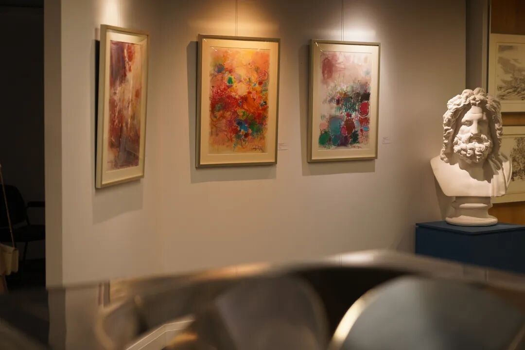 《神漾自在》吕建国个人画展多伦多现场(20)