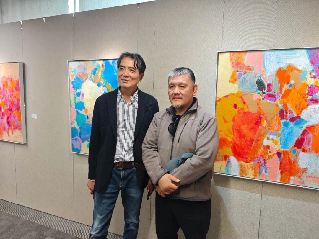 《神漾自在》吕建国个人画展多伦多现场(23)